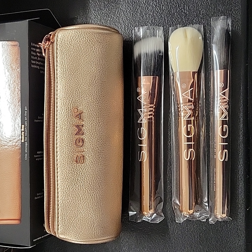 Sigma Beauty Bloom And Glow Brush Set